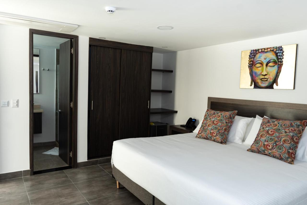 Hotel Qatar Калі Екстер'єр фото